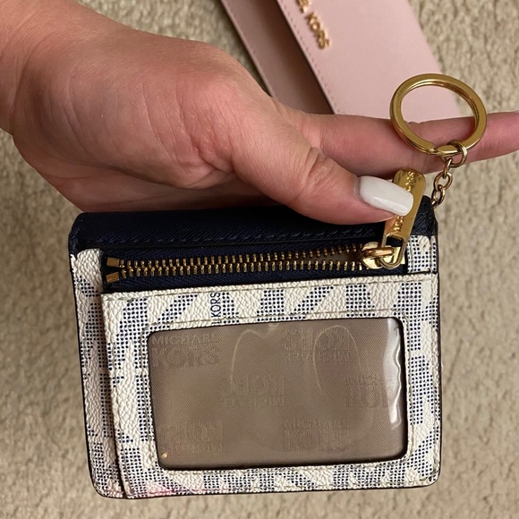 Wallet - Picture 6 of 6